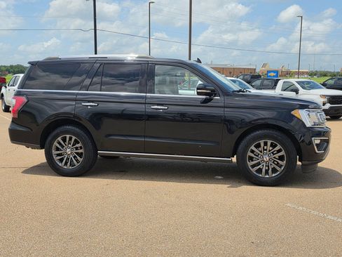 Used 2021 Ford Expedition Limited RWD image 4