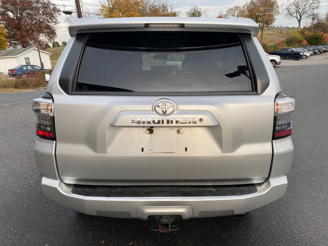 Used 2014 Toyota 4Runner SR5 AWD/4WD image 4