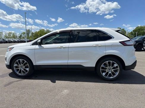 Used 2018 Ford Edge Titanium w/ Equipment Group 302A AWD/4WD image 13