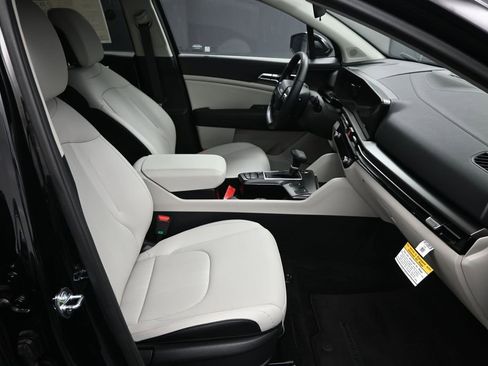 New 2026 Kia Sportage EX w/ EX Panorama Roof Package FWD image 39
