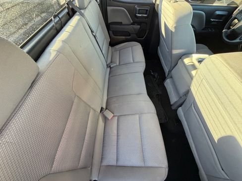 Used 2018 Chevrolet Silverado 1500 Custom w/ Custom Convenience Package RWD image 11