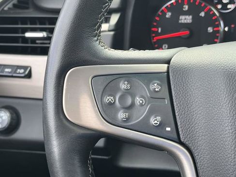 Used 2015 GMC Yukon XL Denali w/ Premium Package image 31