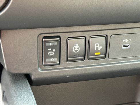 New 2026 Nissan Frontier SV w/ SV Convenience Package RWD image 32