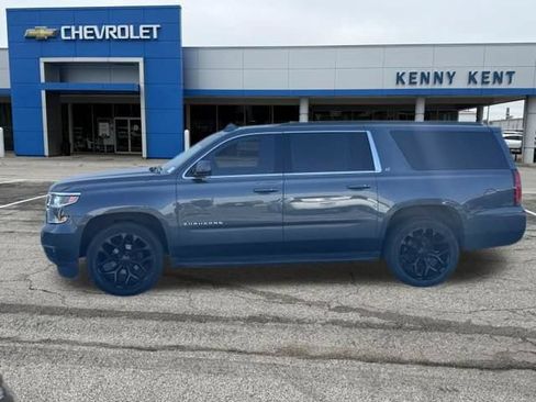 Used 2020 Chevrolet Suburban LT AWD/4WD image 38