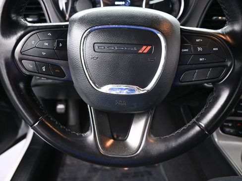 Used 2023 Dodge Challenger SXT image 26