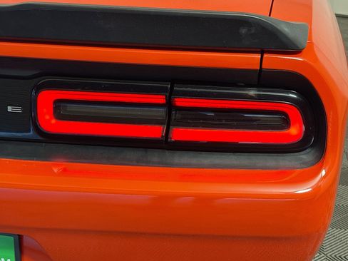 Used 2020 Dodge Challenger SXT image 32