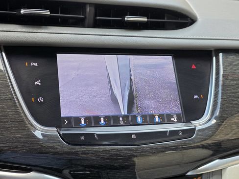 Used 2020 Cadillac XT6 Premium Luxury FWD image 29