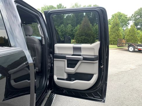 Used 2019 Ford F150 XLT w/ Equipment Group 302A Luxury AWD/4WD image 32
