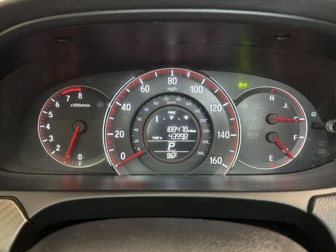 Used 2017 Honda Accord Sport image 29