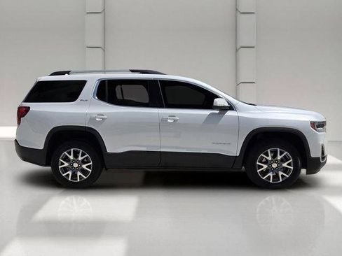 Certified 2023 GMC Acadia SLT FWD image 6