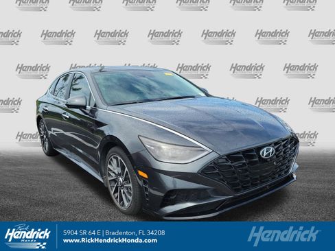 Used 2022 Hyundai Sonata Limited FWD image 1