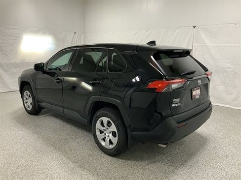 Used 2025 Toyota RAV4 LE AWD/4WD image 6