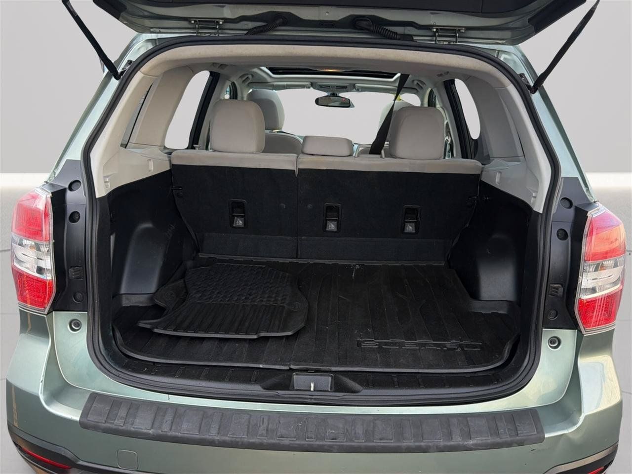 Used 2014 Subaru Forester 2.5i Premium w/ Protection Package #1 AWD/4WD image 31