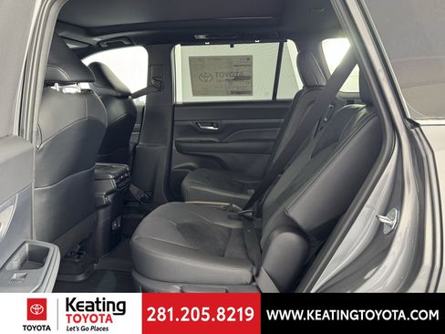 New 2026 Toyota Grand Highlander AWD Hybrid image 6