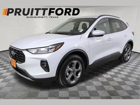 Used 2025 Ford Escape ST-Line Select AWD/4WD image 1