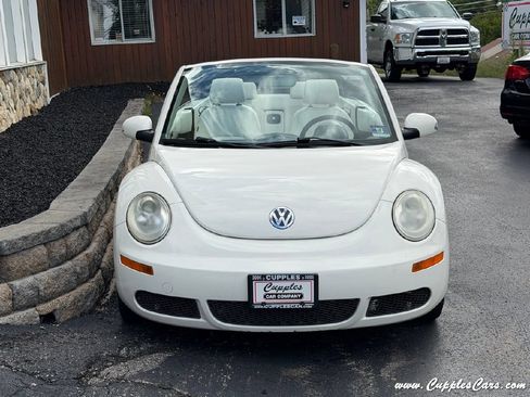 Used 2007 Volkswagen Beetle Triple White Edition FWD image 11