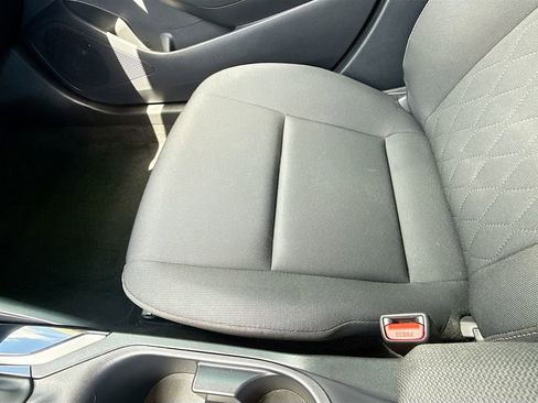 Used 2024 Toyota Corolla LE image 18