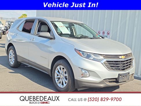 Used 2019 Chevrolet Equinox LS FWD image 1