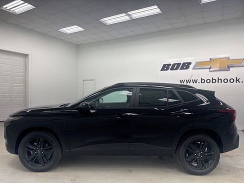 New 2026 Chevrolet Trax ACTIV w/ Sunroof Package image 8