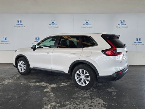 Used 2025 Honda CR-V LX image 4
