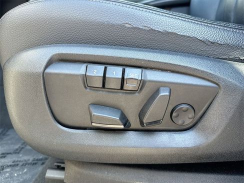 Used 2018 BMW X5 xDrive40e image 14