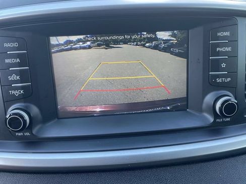Used 2020 Kia Sorento FWD V6 image 28
