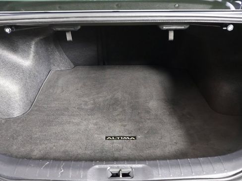 Used 2024 Nissan Altima 2.5 SR w/ SR Premium Package image 19