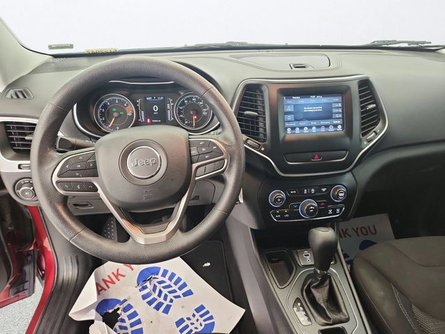 Used 2019 Jeep Cherokee Latitude w/ Popular Appearance Group FWD image 13