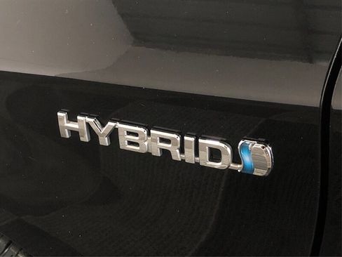 Used 2010 Toyota Prius Three image 19