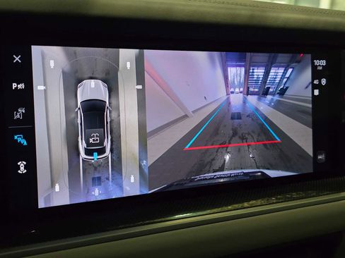 Used 2025 Porsche Cayenne Turbo image 32