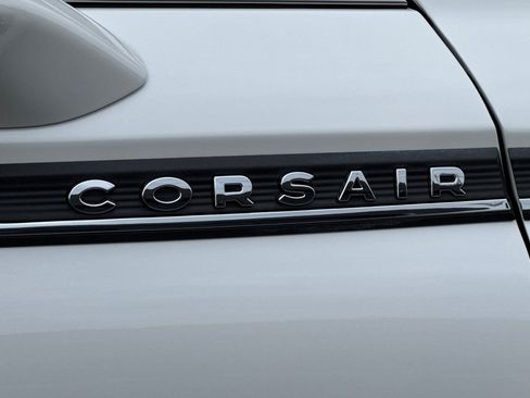Certified 2023 Lincoln Corsair Reserve w/ Equipment Group 201A AWD/4WD image 27