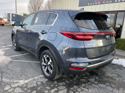 Used 2022 Kia Sportage LX image 8
