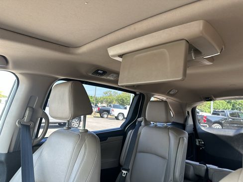 Used 2023 Honda Odyssey Touring image 29