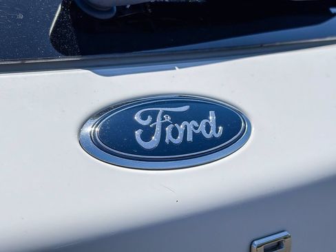 Used 2020 Ford Escape SE FWD image 9
