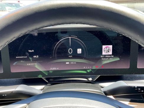 Used 2024 Lucid Air Touring AWD/4WD image 16