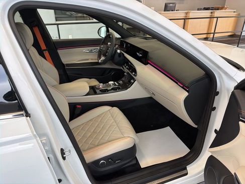 New 2026 Genesis GV70 3.5T Sport Prestige image 12
