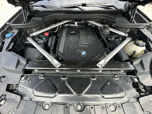 Used 2021 BMW X5 xDrive40i w/ Convenience Package AWD/4WD image 27