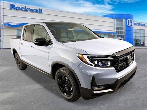 New 2026 Honda Ridgeline Black Edition image 7
