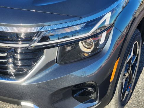 New 2026 Kia Seltos S image 7