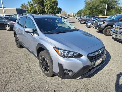 Used 2023 Subaru Crosstrek 2.0i Premium image 7