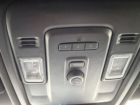 Used 2023 Chevrolet Tahoe LT image 47