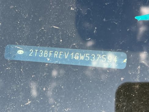 Used 2016 Toyota RAV4 LE AWD/4WD image 23