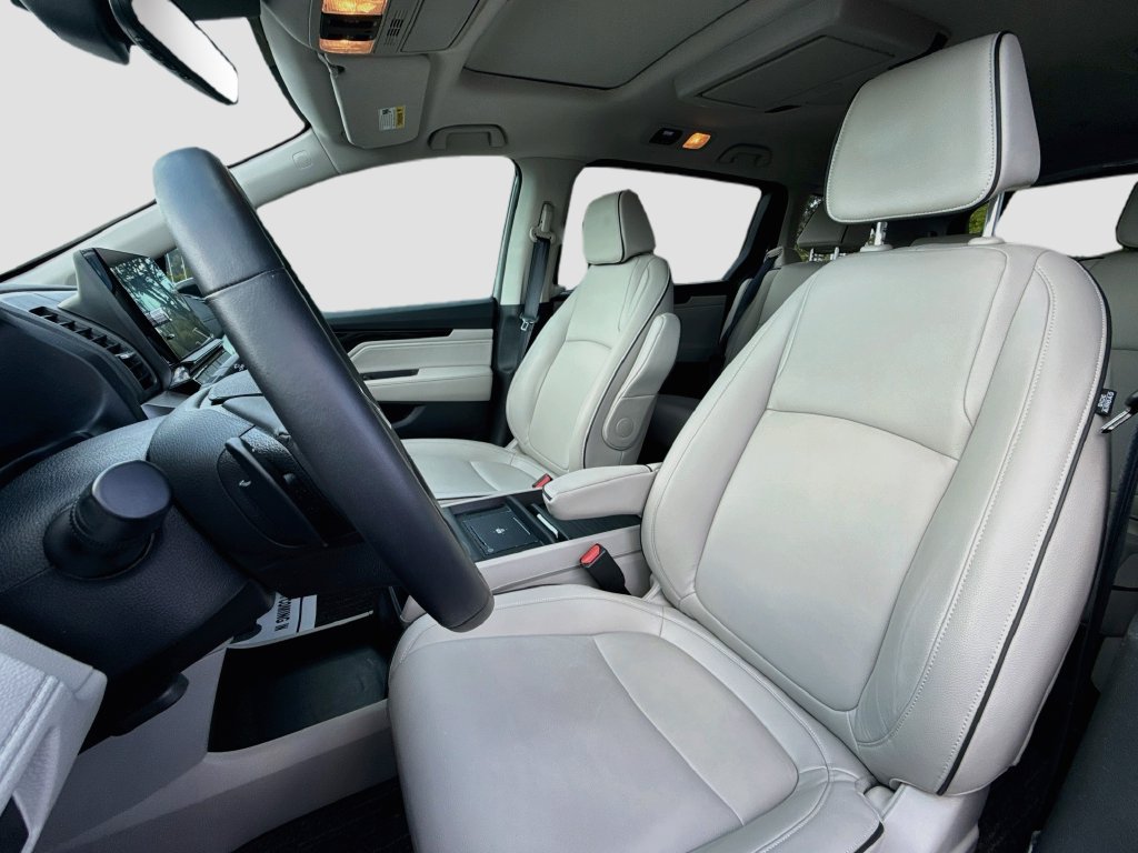 Used 2026 Honda Odyssey Touring image 40