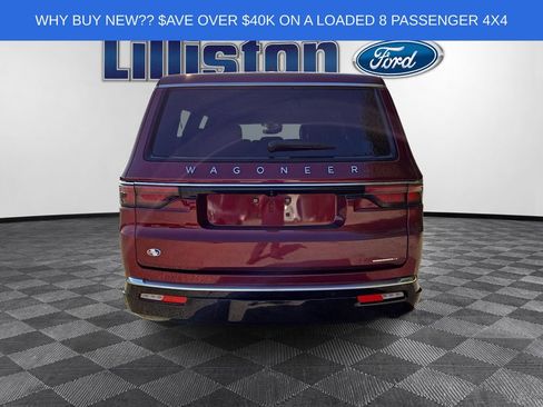 Used 2024 Jeep Wagoneer L Series II w/ Flexible Seating Group AWD/4WD image 5