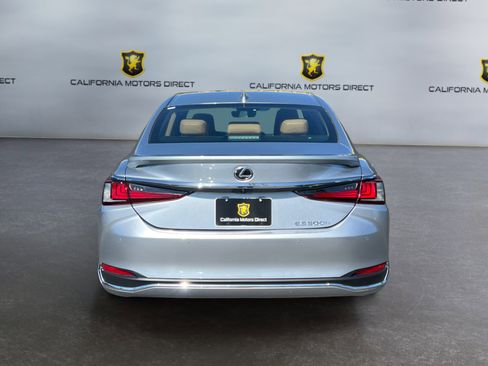 Used 2025 Lexus ES 300h w/ Premium Package FWD image 4