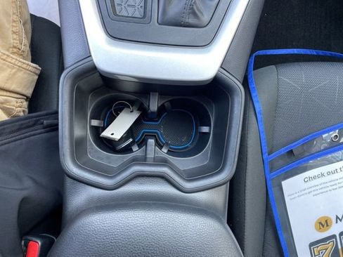 Used 2025 Toyota RAV4 XLE w/ Convenience Package AWD/4WD image 13