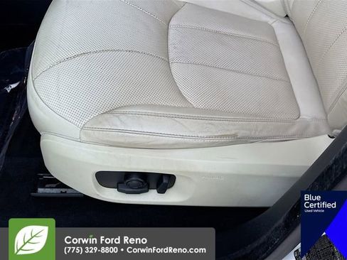 Used 2016 Land Rover Range Rover Evoque HSE image 23