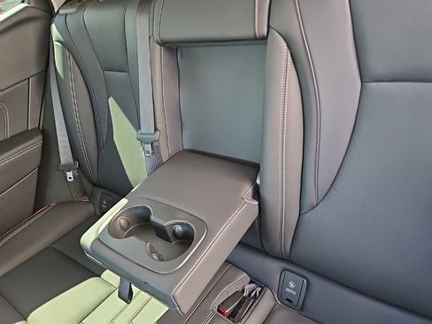Used 2023 Buick Envision Essence w/ Sport Touring Package FWD image 38