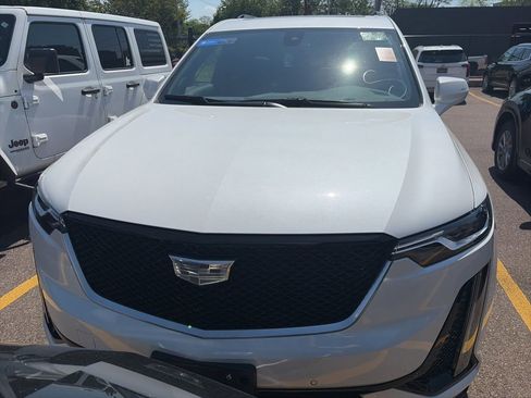 Used 2024 Cadillac XT6 Sport w/ LPO, Floor Liner Package AWD/4WD image 2