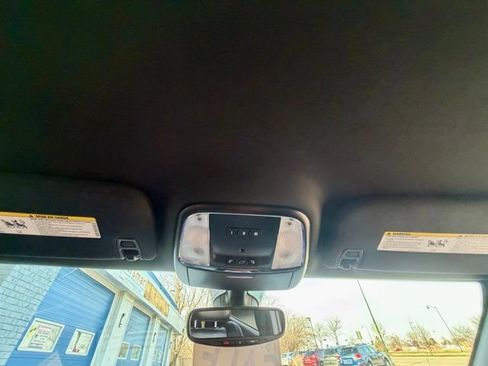 Used 2018 Jeep Grand Cherokee Altitude AWD/4WD image 40